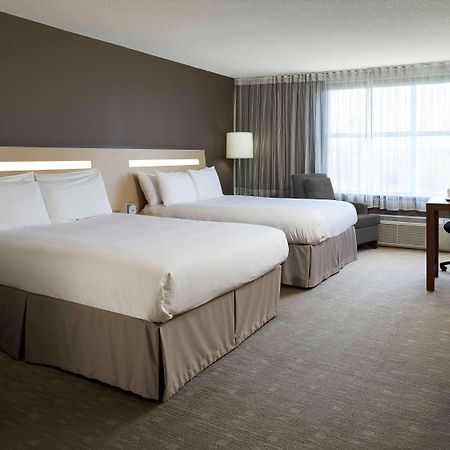 Novotel Montreal Aeroport Dorval Exterior photo